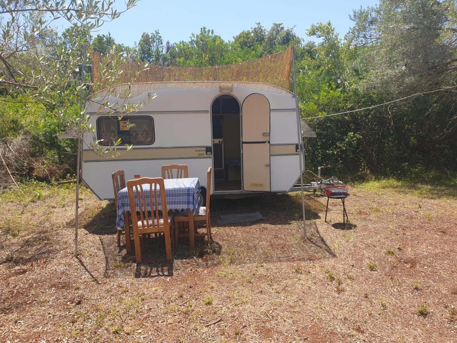 Hotel Aquariumi Jale Camping Zewnętrze zdjęcie