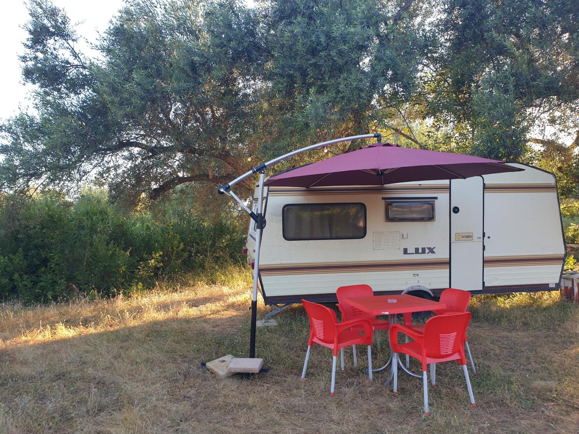 Hotel Aquariumi Jale Camping Zewnętrze zdjęcie